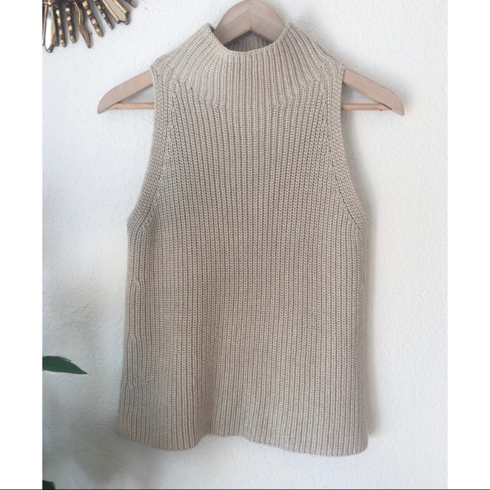 Madewell Mock Neck chunky sleeveless sweater